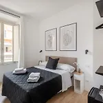 Lägenhet White Flat Labicana