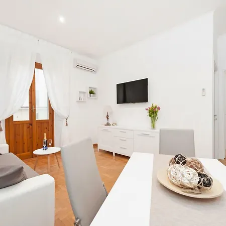 White Flat Labicana *